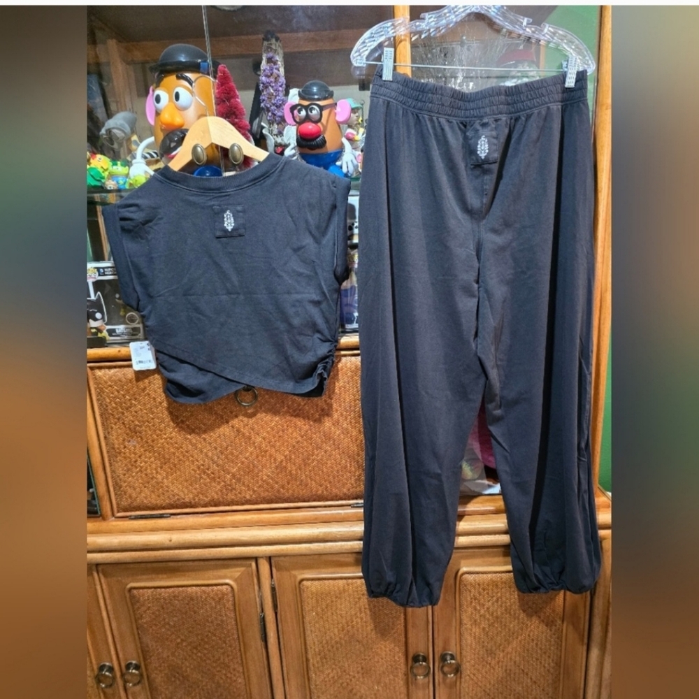 FP Movement Hot Shot Cross Over Set XS NWT - Picture 7 of 8